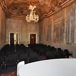 Hotel De 4*