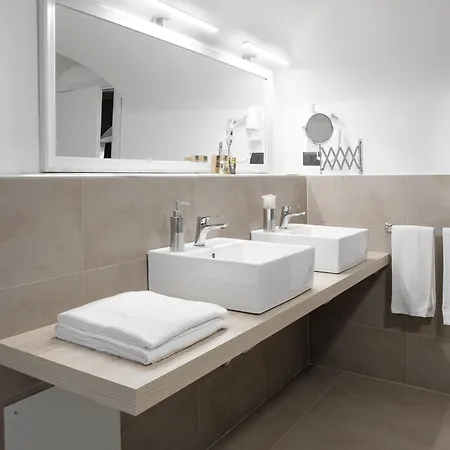 Отель De Генуя