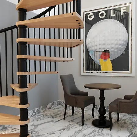 Hotel De 4*