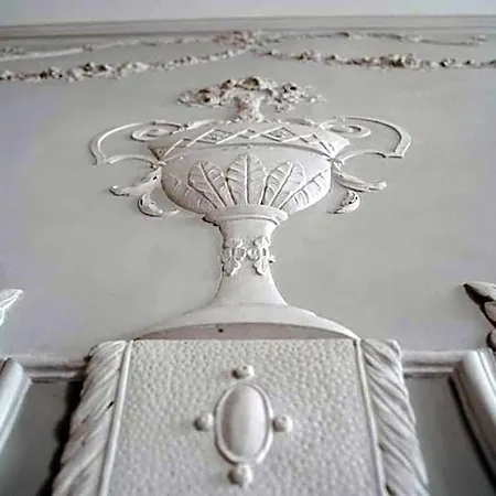 Hotel De Genua