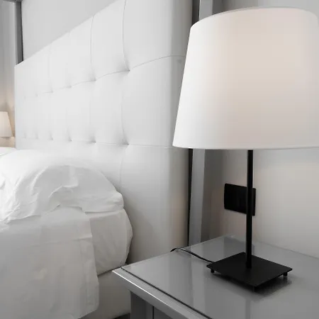 De Otel 4*